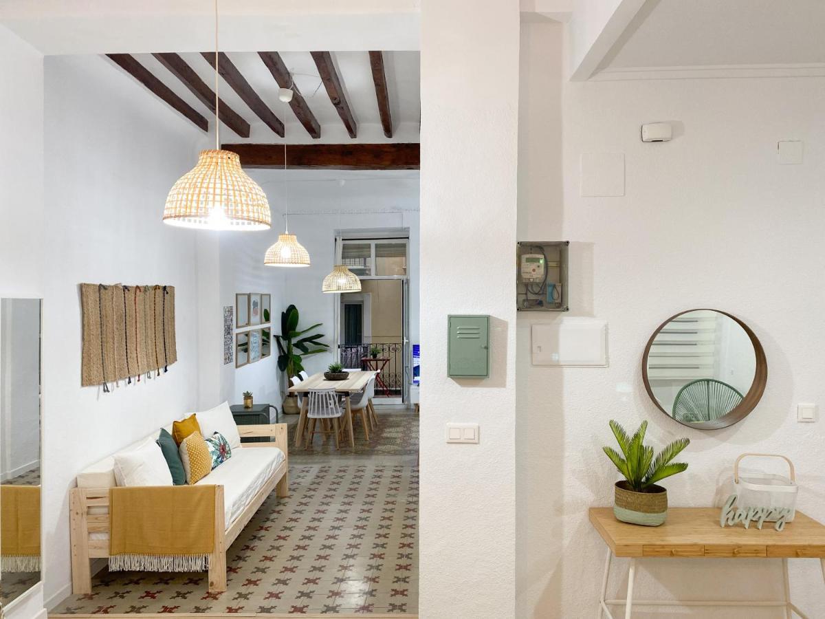 Belleza Y Estetica Modernista En Pleno Centro Alicante Kültér fotó